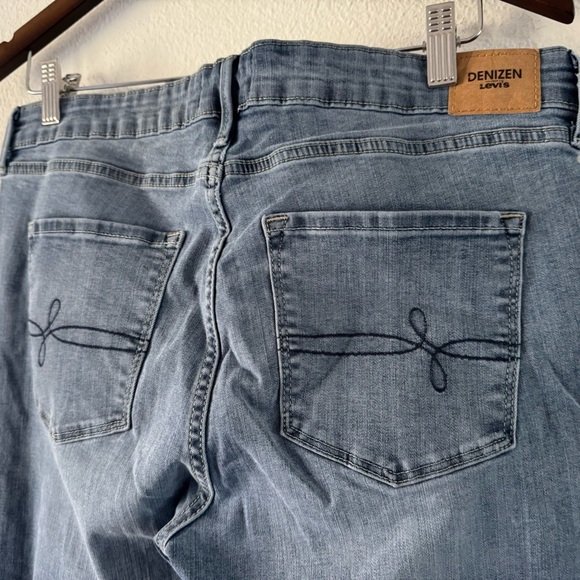 Levi’s Mid Rise Skinny Jeans Distressed Denizen Crop Short Sz 14 Light/med Wash - Picture 4 of 13